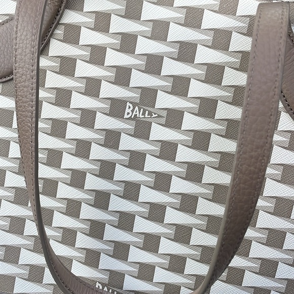 Bally large geometric grey tote bag - Picture 3 of 10